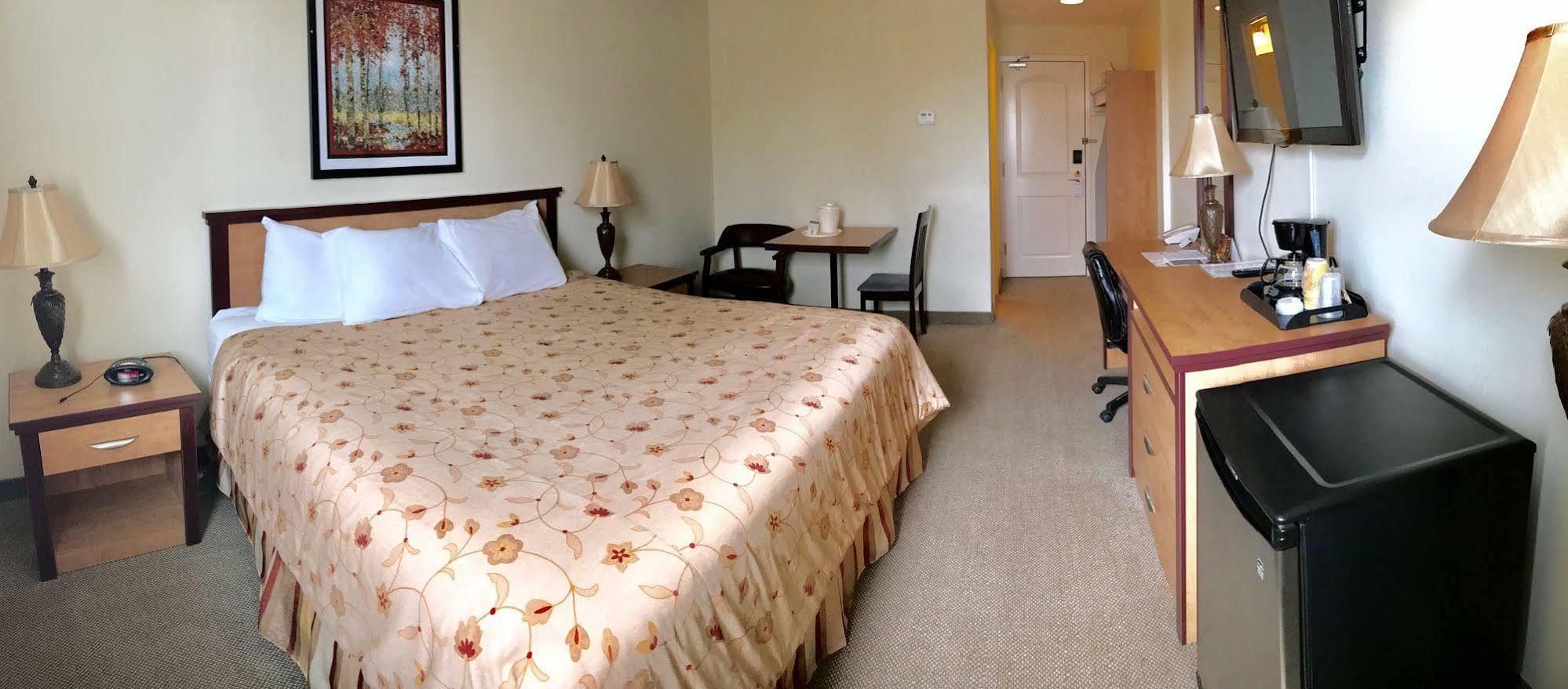 Park West Inn 위니펙 외부 사진